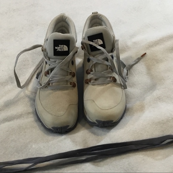 The NorthFace Women’s Raedonda Boot Sneakers SZ8.5 - Picture 1 of 10